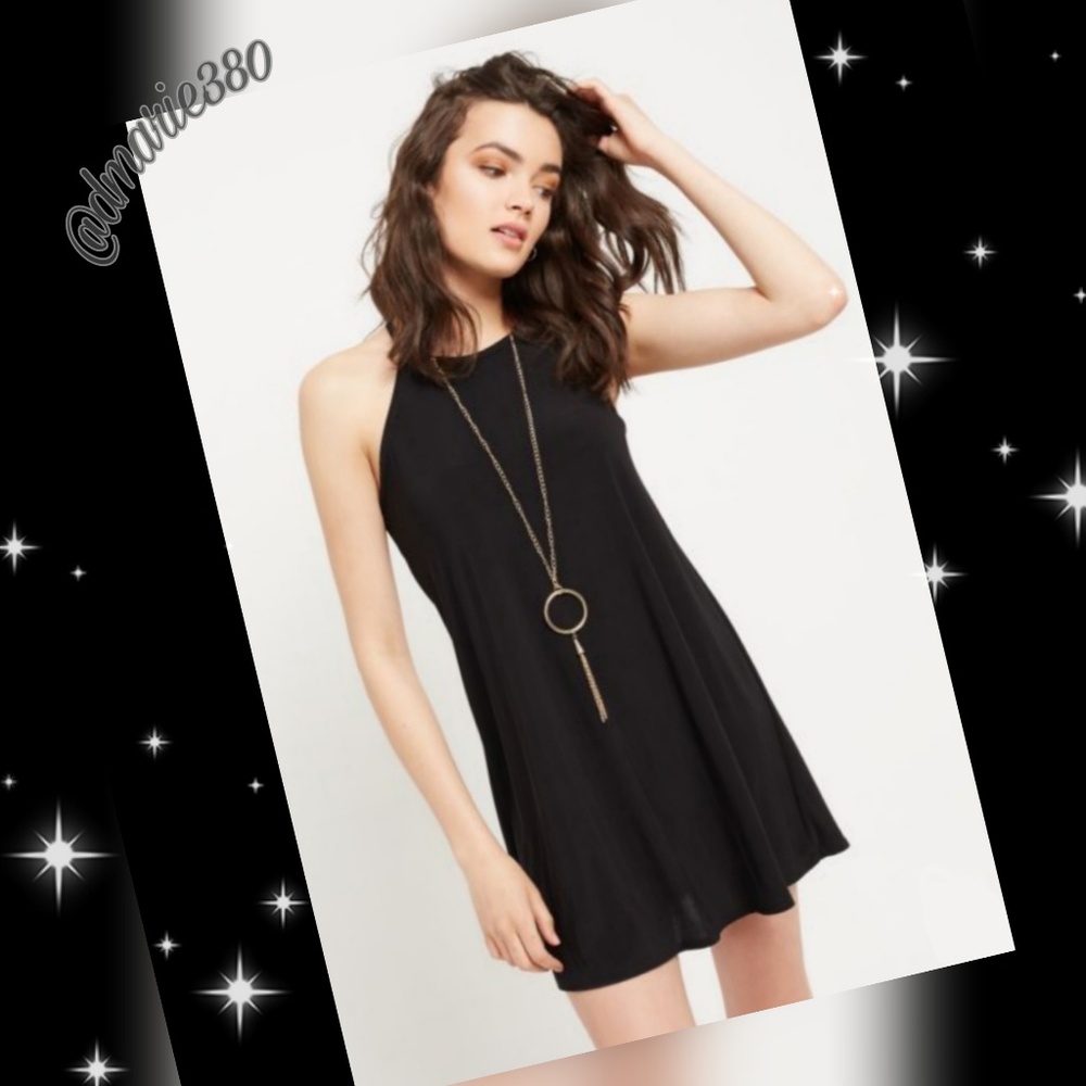 💥NWT New High Neck Necklace Swing Dress
